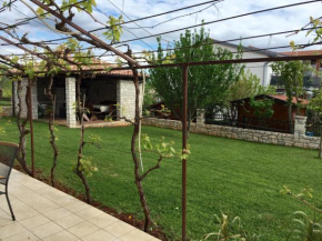 Отель Apartments Emi Novigrad  Новиград
